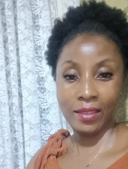 Profil de Géraldine, une femme célibataire de 33 ans à Douala