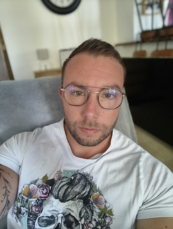 Profil de Corentin, un homme célibataire de 33 ans à Saint-Ciers-sur-Gironde