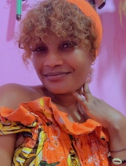 Profil de Kendra, une femme célibataire de 32 ans à Yaoundé