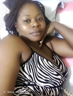 Profil de Gaël, une femme célibataire de 33 ans à Yaoundé