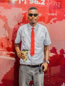 Profil de Junior, un homme célibataire de 36 ans à Kinsa