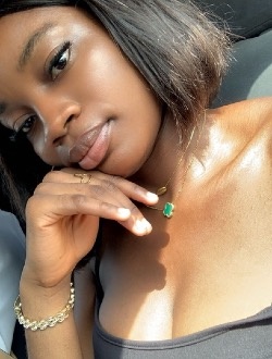 Profil de Jiesika, une femme célibataire de 27 ans à Yaoundé