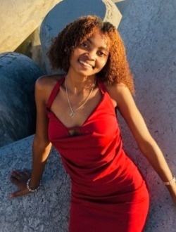 Profil de Saida, une femme célibataire de 21 ans à Toamasina
