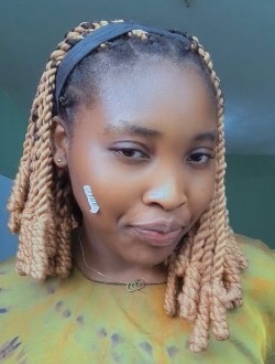 Profil de Sharnelle, une femme célibataire de 23 ans à Douala