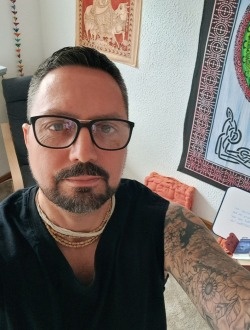 Profil de Jayananda, un homme célibataire de 49 ans à Lille