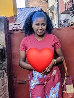 Profil de Oliva Erica, une femme célibataire de 26 ans à Antananarivo