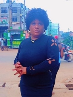 Profil de Jasmine, une femme célibataire de 32 ans à Yaoundé