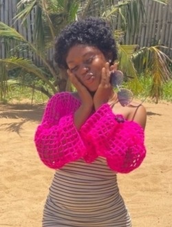 Profil de Essenne, une femme célibataire de 20 ans à Grand-Bassam