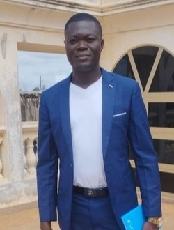 Profil de Eric, un homme célibataire de 32 ans à Lomé