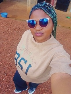 Profil de Laure, une femme célibataire de 30 ans à Yaoundé