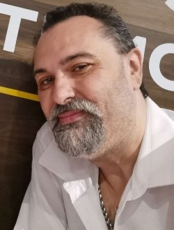 Profil de Yohan, un homme célibataire de 51 ans à Laval