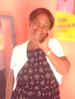 Profil de Noro, une femme célibataire de 53 ans à Antsiafapiana
