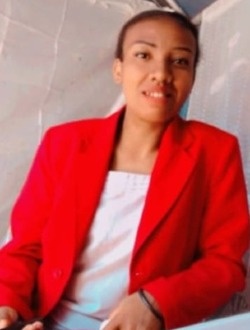 Profil de Djarina, une femme célibataire de 29 ans à Abattoir