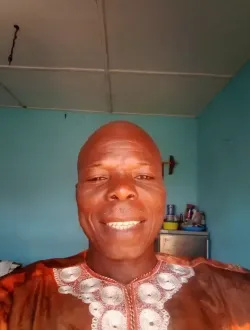 Profil de Marius, un homme célibataire de 57 ans à Cotonou