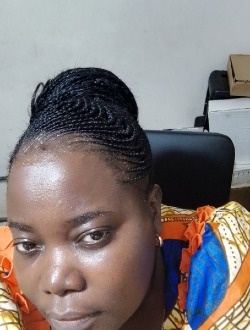 Profil de Miriane, une femme célibataire de 43 ans à Abang