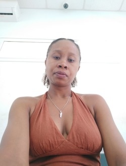 Profil de Sabrina, une femme célibataire de 30 ans à Sambava