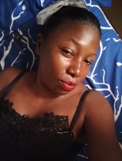 Profil de Love, une femme célibataire de 30 ans à Nkolfoulou