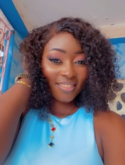 Profil de Doudou, une femme célibataire de 32 ans à Yaoundé