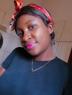 Profil de Samantha, une femme célibataire de 27 ans à Yaoundé