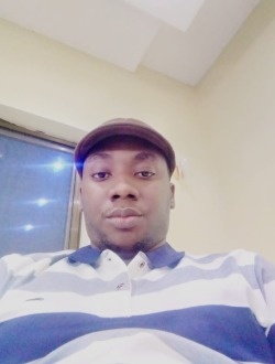 Profil de Divin, un homme célibataire de 35 ans à Lomé