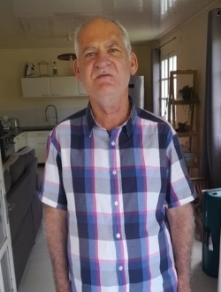 Profil de Laurent, un homme célibataire de 67 ans à Kernascléden