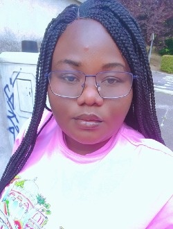 Profil de Farida, une femme célibataire de 28 ans à Rouen