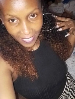 Profil de Auriana, une femme célibataire de 33 ans à Nosy-Be