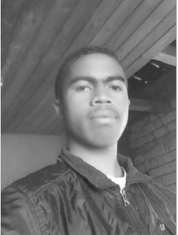 Profil de Robert, un homme célibataire de 24 ans à Antsirabe