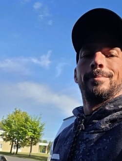 Profil de Pat, un homme célibataire de 42 ans à Saint-Georges