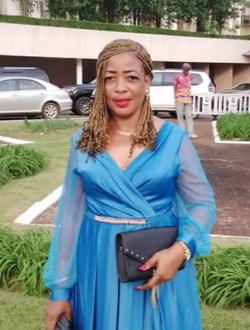 Profil de Davetase, une femme célibataire de 45 ans à Yaoundé