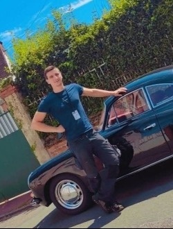 Profil de Yann, un homme célibataire de 34 ans à Montpellier