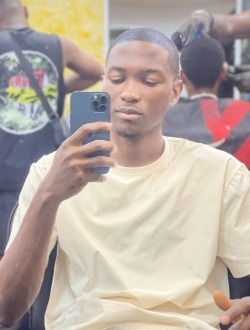 Profil de Maxwell, un homme célibataire de 28 ans à Douala