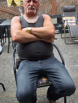 Profil de Normand, un homme célibataire de 65 ans à Frampton