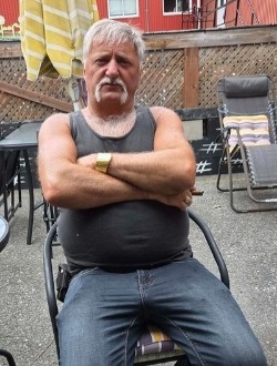 Profil de Normand, un homme célibataire de 65 ans à Frampton