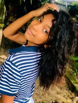 Profil de Josia, une femme célibataire de 25 ans à Toamasina