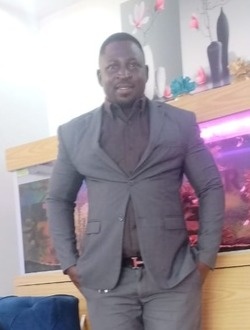 Profil de Naadjah Wattara, un homme célibataire de 35 ans à Accra