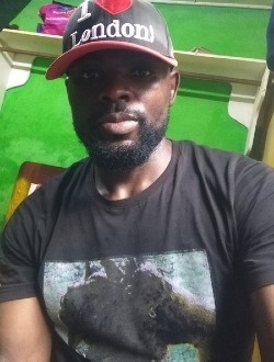 Profil de Daniel, un homme célibataire de 34 ans à Abam