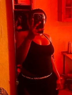 Profil de Branda, une femme célibataire de 23 ans à Douala