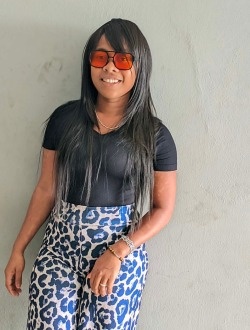 Profil de Fanomezana, une femme célibataire de 25 ans à Vangaindrano