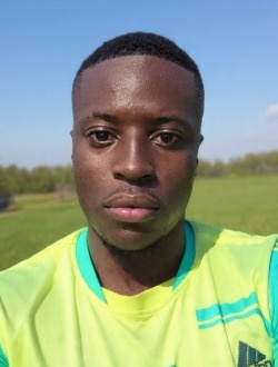 Profil de Zlatan, un homme célibataire de 25 ans à Yaoundé