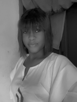 Profil de Nina, une femme célibataire de 28 ans à Yamoussoukro