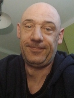 Profil de Yannick, un homme célibataire de 46 ans à Loos