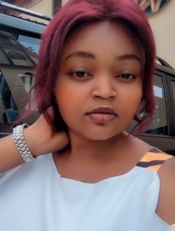 Profil de Marie Jeanne, une femme célibataire de 34 ans à Douala