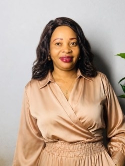 Profil de Angele, une femme célibataire de 40 ans à Douala
