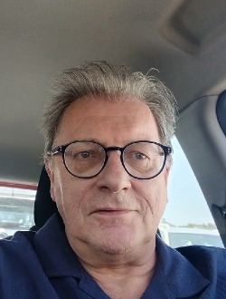 Profil de Dominique, un homme célibataire de 68 ans à Lamballe-Armor