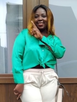 Profil de Nestine, une femme célibataire de 42 ans à Marseille