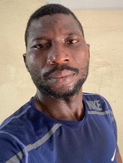 Profil de Josué, un homme célibataire de 35 ans à Baguida