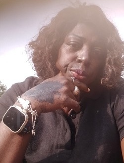 Profil de Danièle, une femme célibataire de 44 ans à Aba