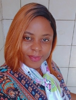 Profil de Catherine, une femme célibataire de 41 ans à Douala