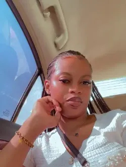 Profil de Audrey Vanelle, une femme célibataire de 41 ans à Douala
